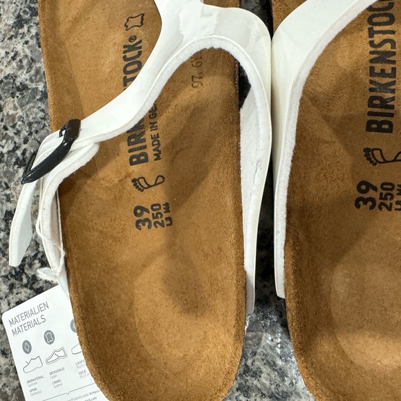 Brand new with tags - Picture 5 of 6